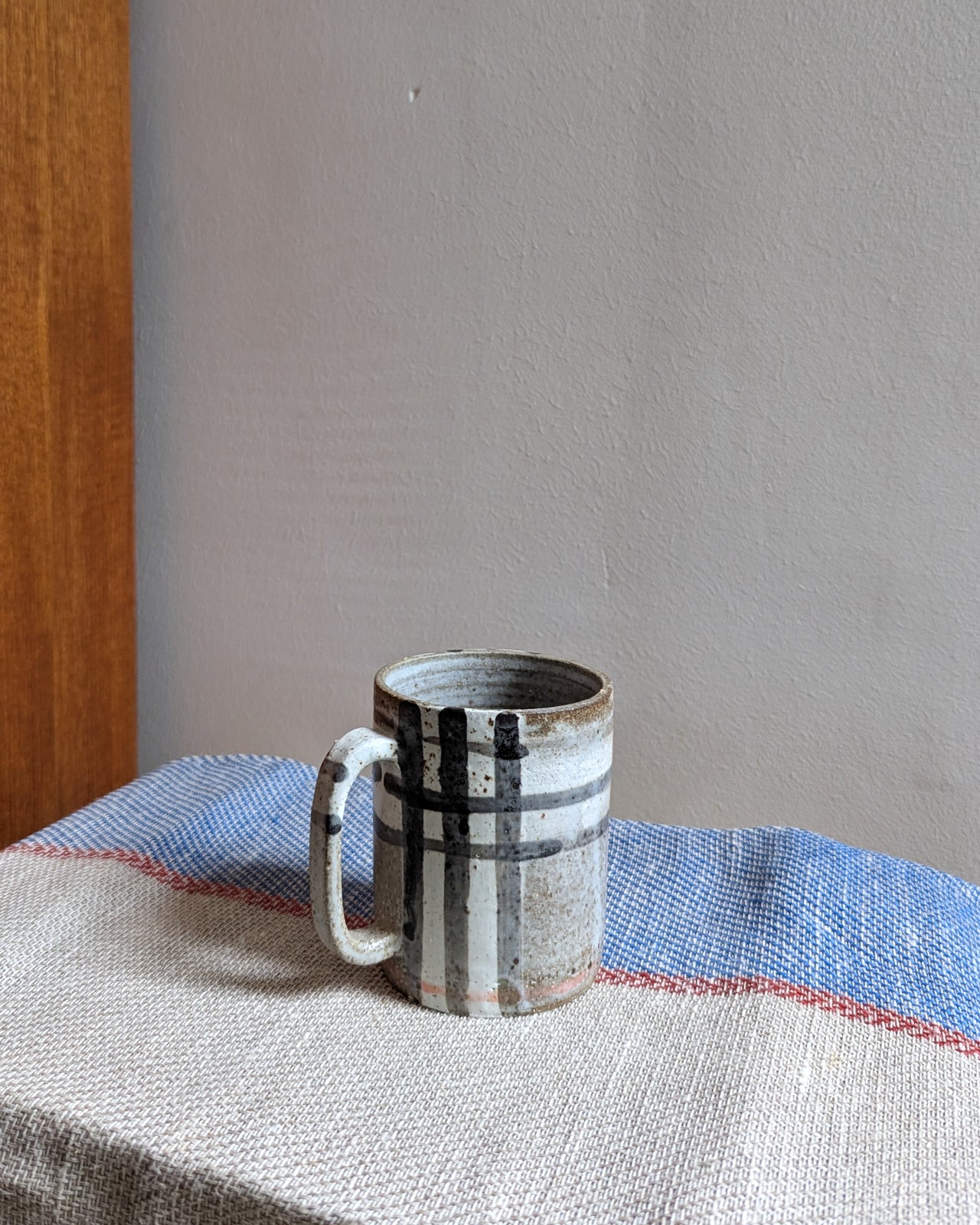 Nova check mug #1